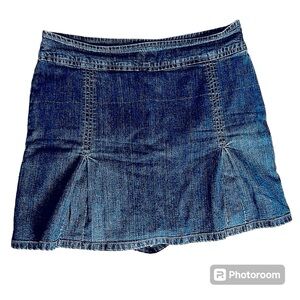 Sonoma Life + Sport Denim Mini Skort with side zip and spandex size 10